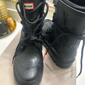 Hunter Glossy Black Winter Boots